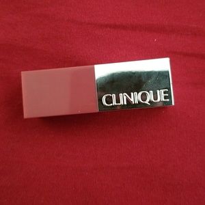 Clinique lipstick plum pop travel size